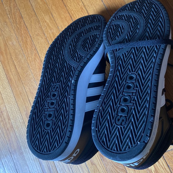 Adidas high top shoes black white - Picture 2 of 3